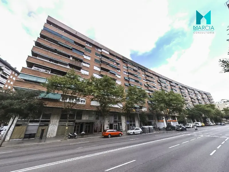 Venta Piso Ocupado Les Corts Barcelona 130m2 4 Dormitorios