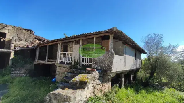 Casa en venta en Allariz