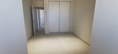 Apartamento en venta cerca de la playa con vistas al mar