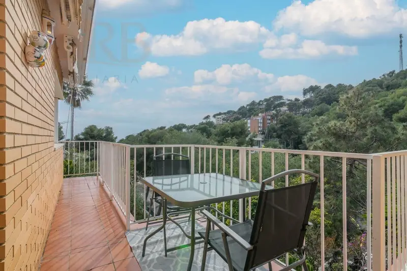 Casa con Terraza en Bellamar Castelldefels Ideal Familias
