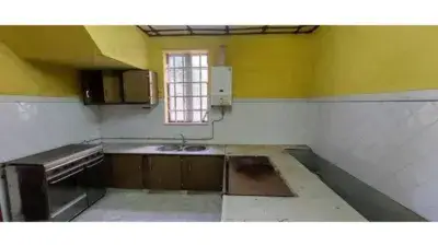 Casa Rural en Silleda con Terreno Amplio