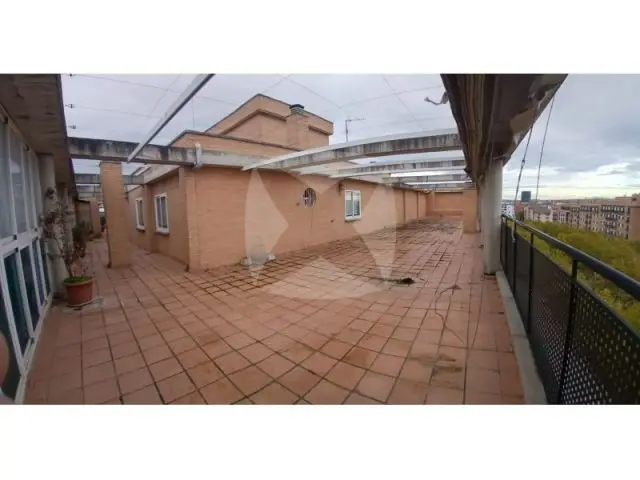 Atico 140m2 340m2 Terraza 4 Dorm 2 Baños Garaje Trastero