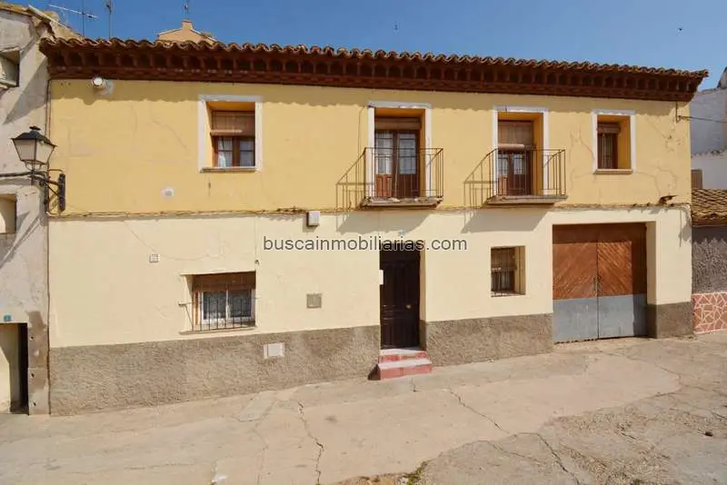 Casa en venta en Gallur con corral y garaje