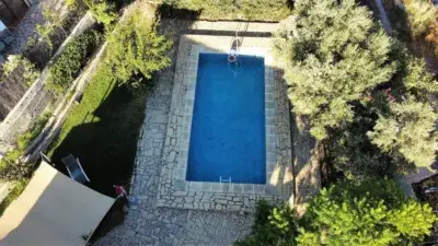 Chalet 4 Dormitorios Piscina Barbacoa Gran Terreno