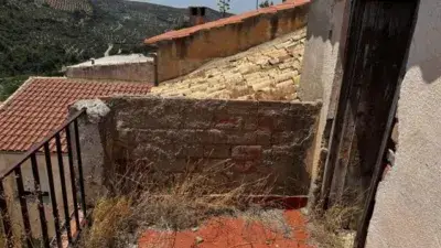 Casa en venta para reformar en Torres Jaen