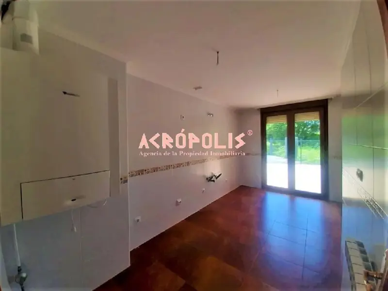 Venta Adosado con terraza en Castro Urdiales - Ref: C004231