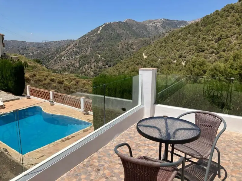 Chalet en alquiler en Frigiliana, Málaga