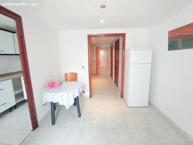 Vivienda en Barcelona Centro con Ascensor y Balcon