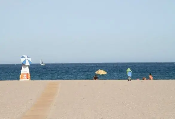Apartamentos de Lujo en Vera Playa: Cerca del Mar