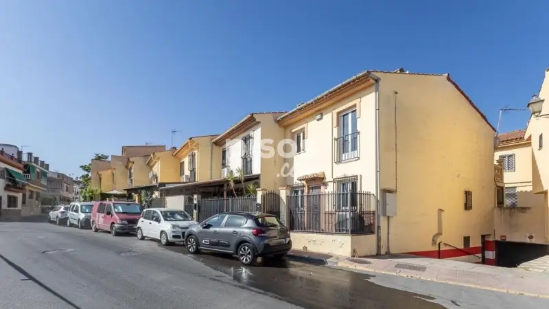 Casa adosada en venta en Vega de Granada Zona Noroeste