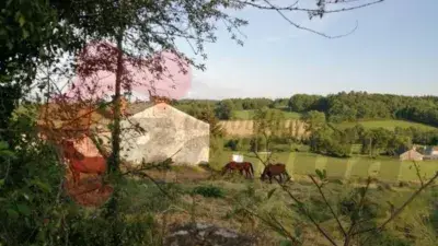 Casa en Venta Sarria 136m2 con Parcela y Fincas