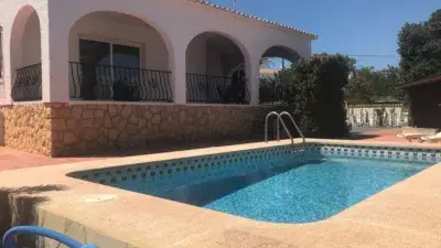 Chalet en Albir con Piscina Privada y Jardin Grande