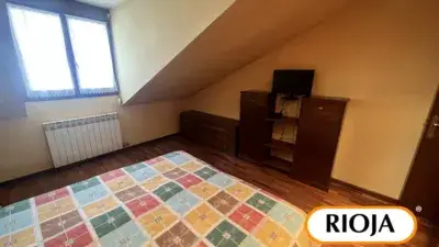 Piso en venta en Calle Florida Vitoria centro 2 habitaciones amueblado