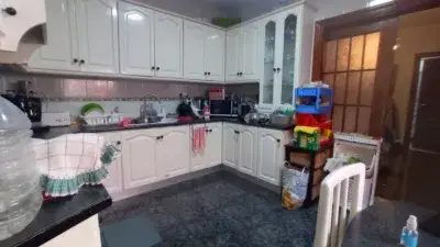 Casa en venta en San Isidro 4 dormitorios garaje patio terraza