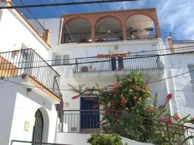 Casa Andaluz 140m2 con Terraza y Vistas al Mar