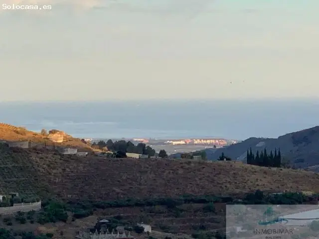 Chalet en Venta en Itrabo Granada Reformado con Terraza y Vistas