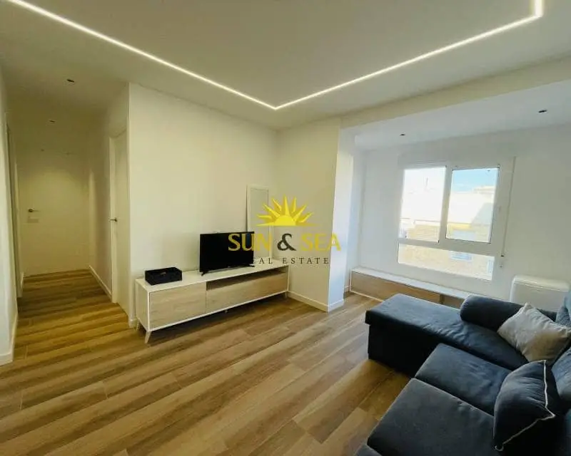 Apartamento en Alquiler Guardamar del Segura 3 Dormitorios 2 Baños