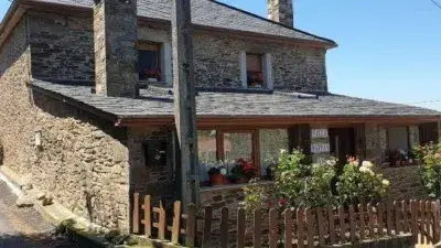 Chalet en venta en Aranga con encanto