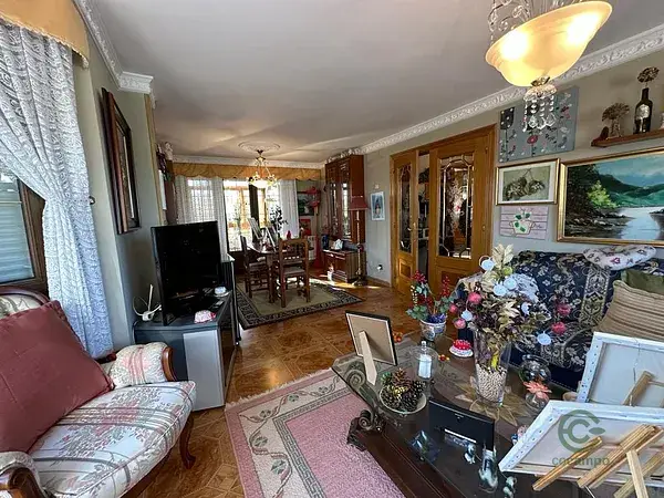 Casa independiente en Ajo con vistas al mar y terreno de 3800m2