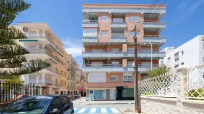 Piso en venta en Calle Miramelindos Costa Tropical