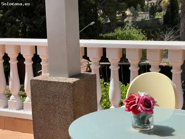 Villa de Lujo en Alicante Elda Alquiler para 10 Personas