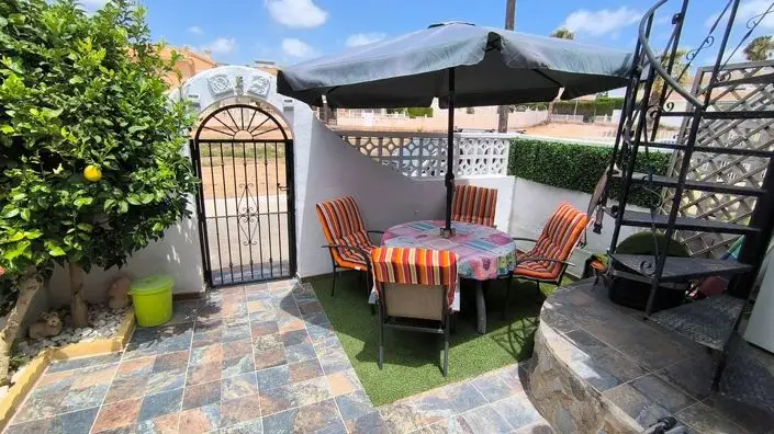 Bungalow en Venta en Monte Azul Benijofar Costa Blanca