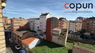 Piso en venta en La Calzada 2 dormitorios 62m2