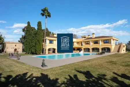 Villa de Lujo en Javea 6 Dormitorios Cerca de la Playa
