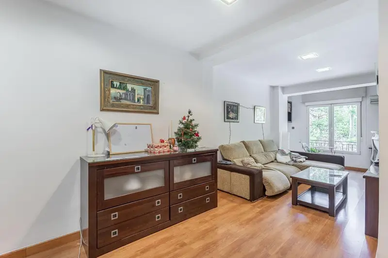 Venta Piso Reformado Camino Ronda Granada 3 Dormitorios 2 Baños Patio