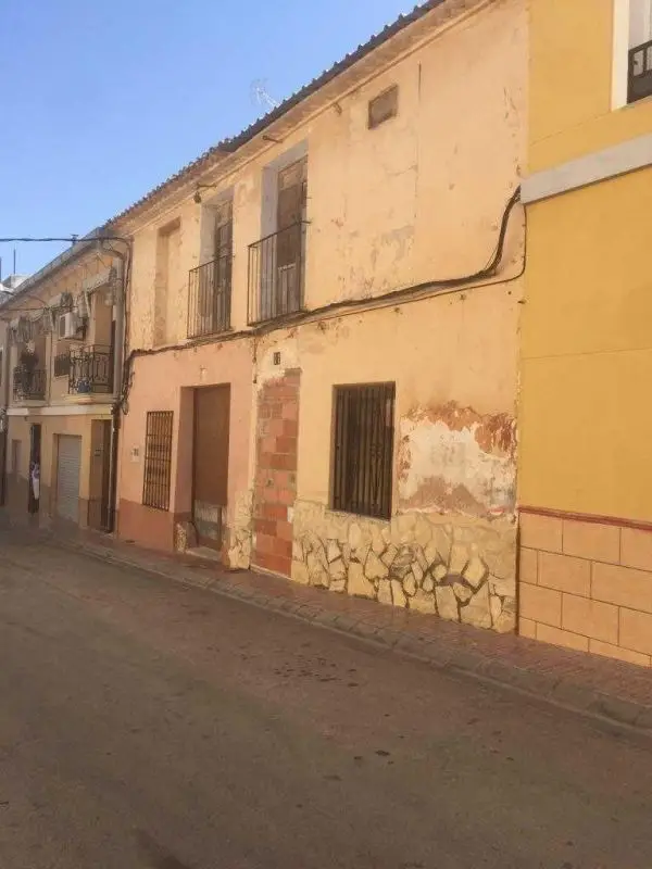 Casa Unifamiliar 194m2 Caudete 2 Dormitorios Ascensor Trastero