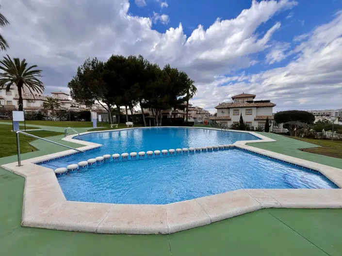 Apartamento en Villamartin 2 dormitorios 1 baño