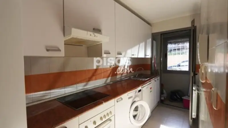 Piso en Alquiler Carlos Ruiz 62m2 2 Dormitorios Garaje Trastero