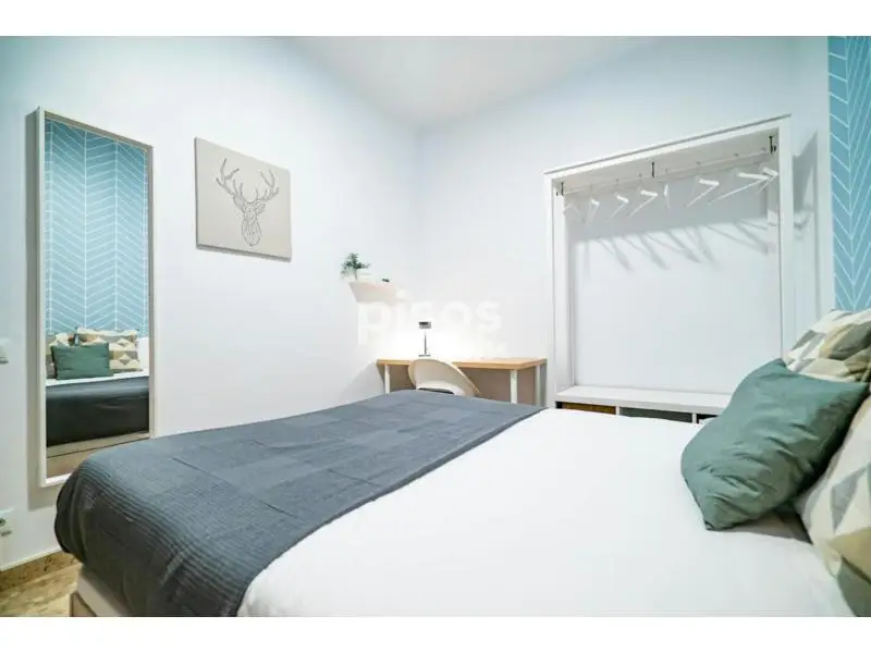 Habitaci	ón en Alquiler Collblanc Cama Doble Estudiantes Profesionales