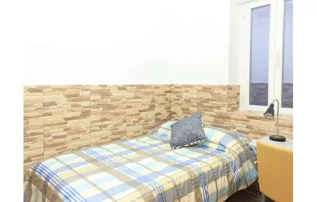 Alquiler Habitacion 60m2 Madrid Amueblada 4 Dormitorios 2 Baños