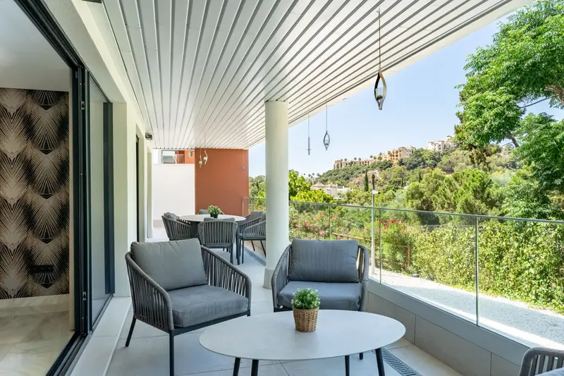 Piso de 3 Dormitorios en venta Benahavis, España