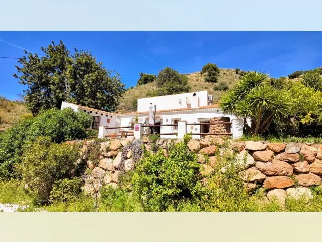 Casa-Villa de 3 Dormitorios en venta Almogía, España