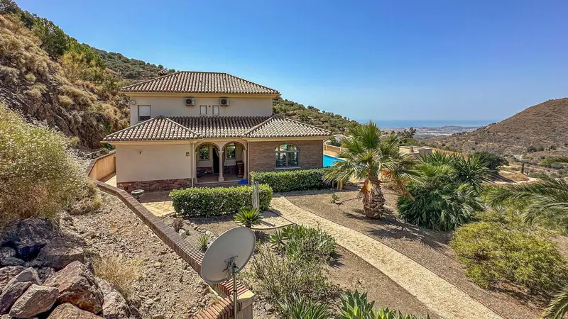 Casa Villa 4 Dormitorios Málaga Este Vistas Panorámicas