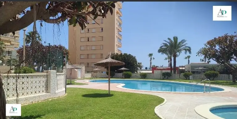 Apartamento en Alquiler Arenales del Sol 2 Dormitorios Terraza