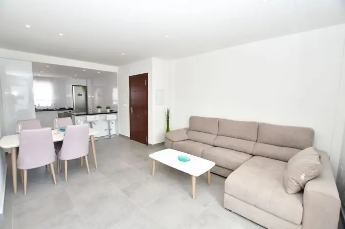 2 Bed Bungalow for sale