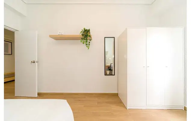 Habitacion en C Teodoro Llorente 3 2 puerta 2 5H2B AG ELC