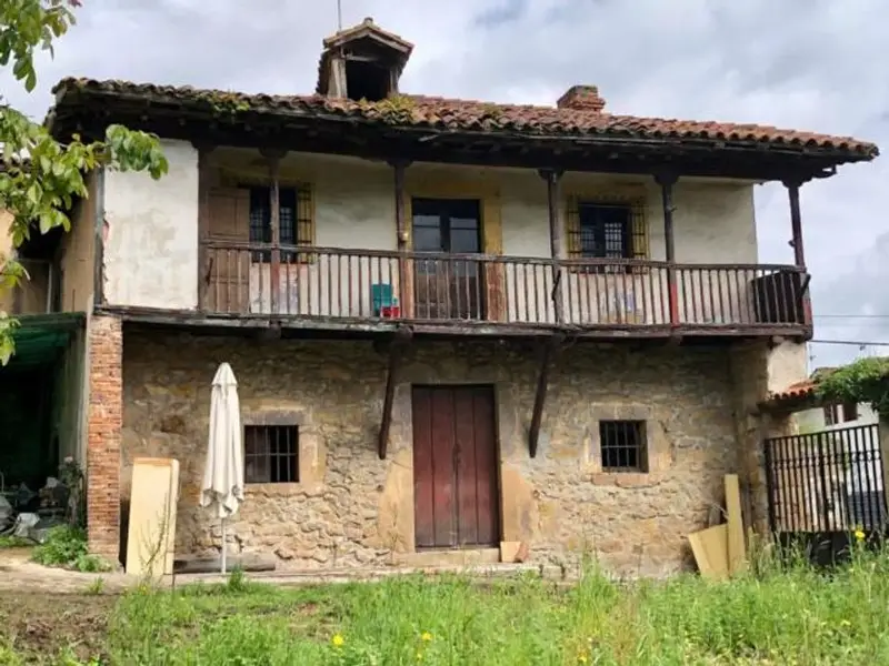 Venta Chalet 8 Dormitorios Oviedo - 709m² - Gran Terreno