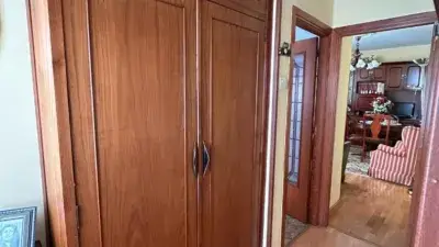 Piso en venta en Oviedo cerca de La Losa y estacion de tren