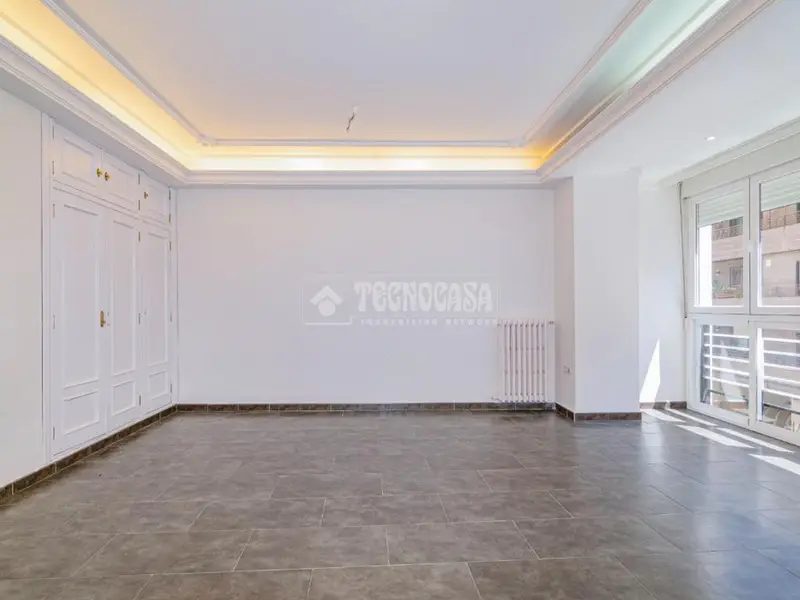 Piso Reformado Centro Granada 4 Dormitorios 2 Baños