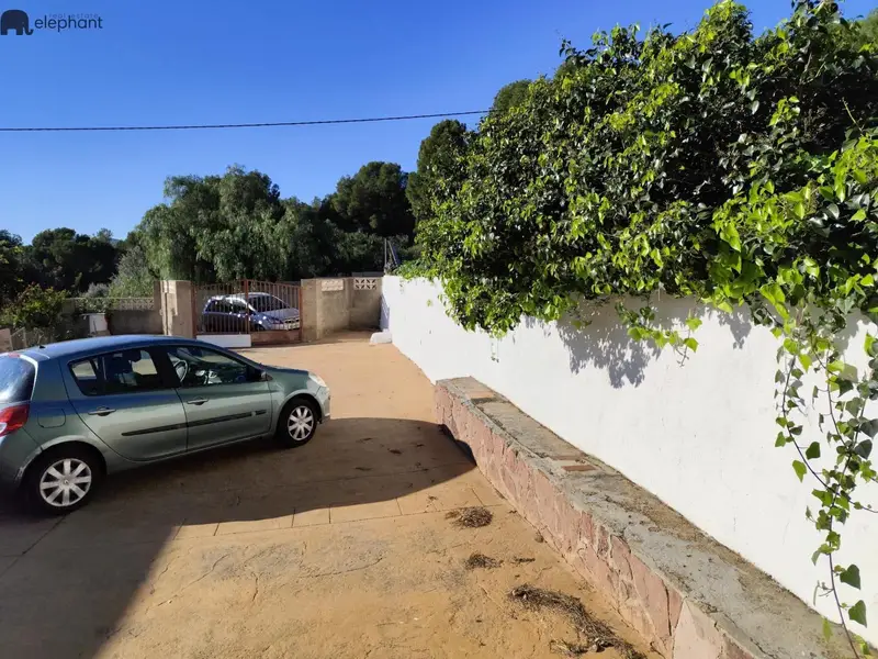 Chalet en Venta Sagunto 3 Habitaciones Piscina y Jardin