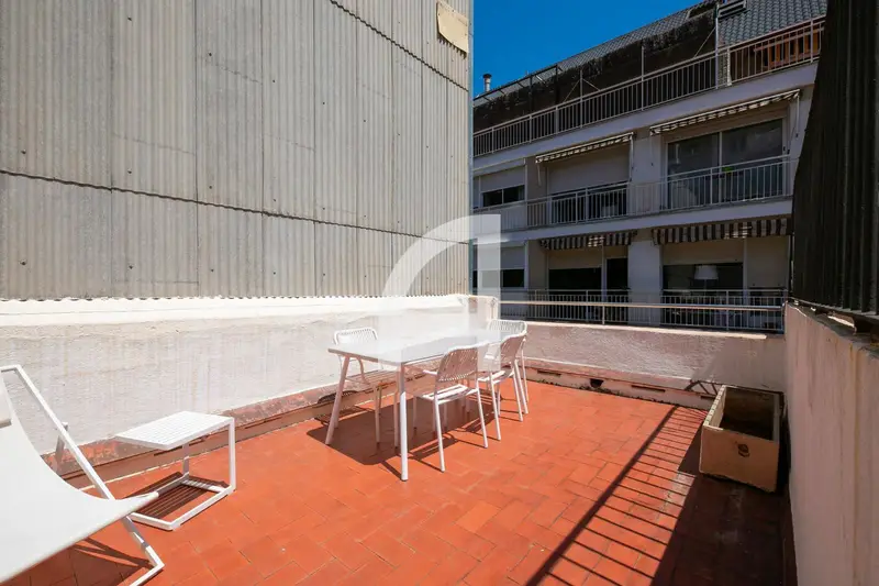 Alquiler Ático Amueblado Sarrià Sant Gervasi 50m2 Terraza