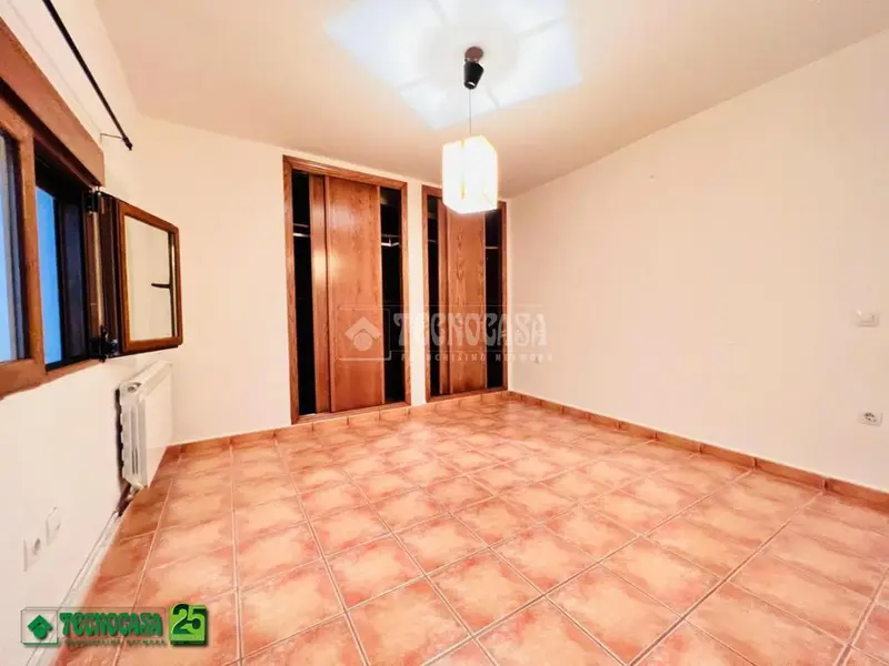 Piso en venta en Polígono - Santa Bárbara