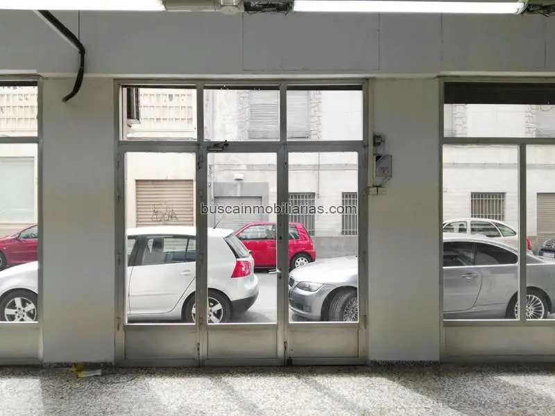 Local comercial en venta en Elda