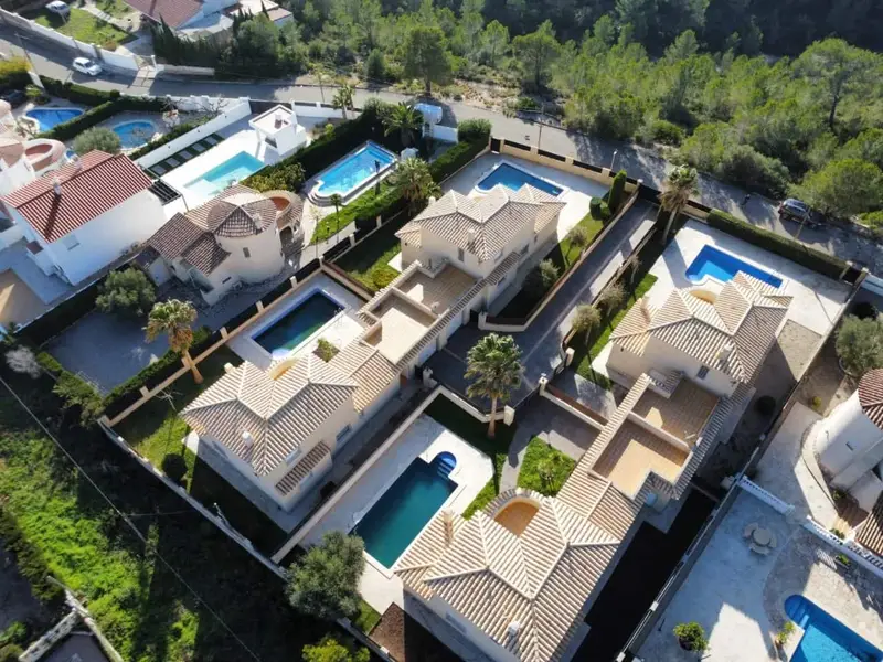 Chalets en Venta L Ametlla de Mar con Piscina y Jardin