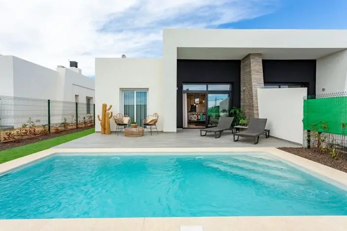 Villa 3 Dormitorios en Venta Campo de Golf