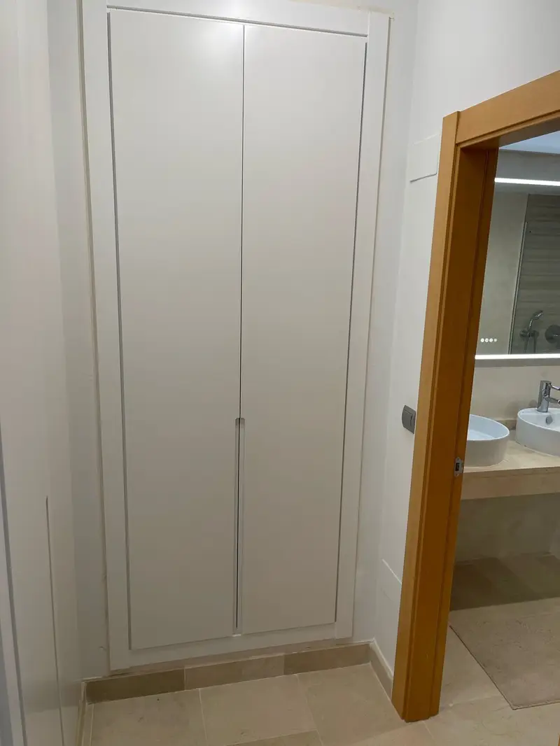 Apartamento 2 Dormitorios Alquiler Estepona Lujo Piscina Garaje